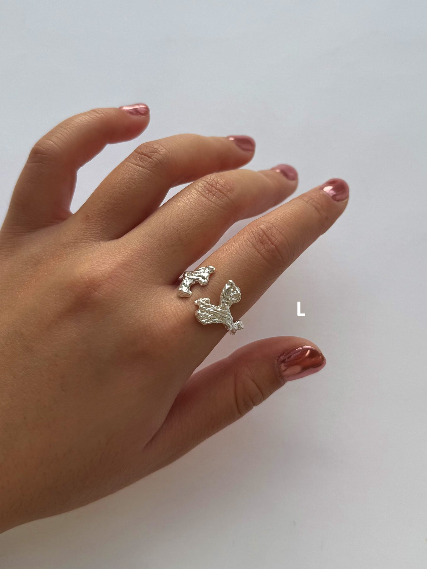 Adjustable Wave Molten Ring image 9