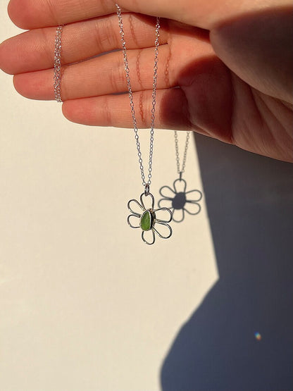 Daisy Seaglass Necklace image 1