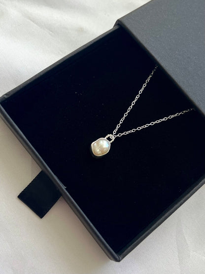 Keshi Pearl Necklace image 1