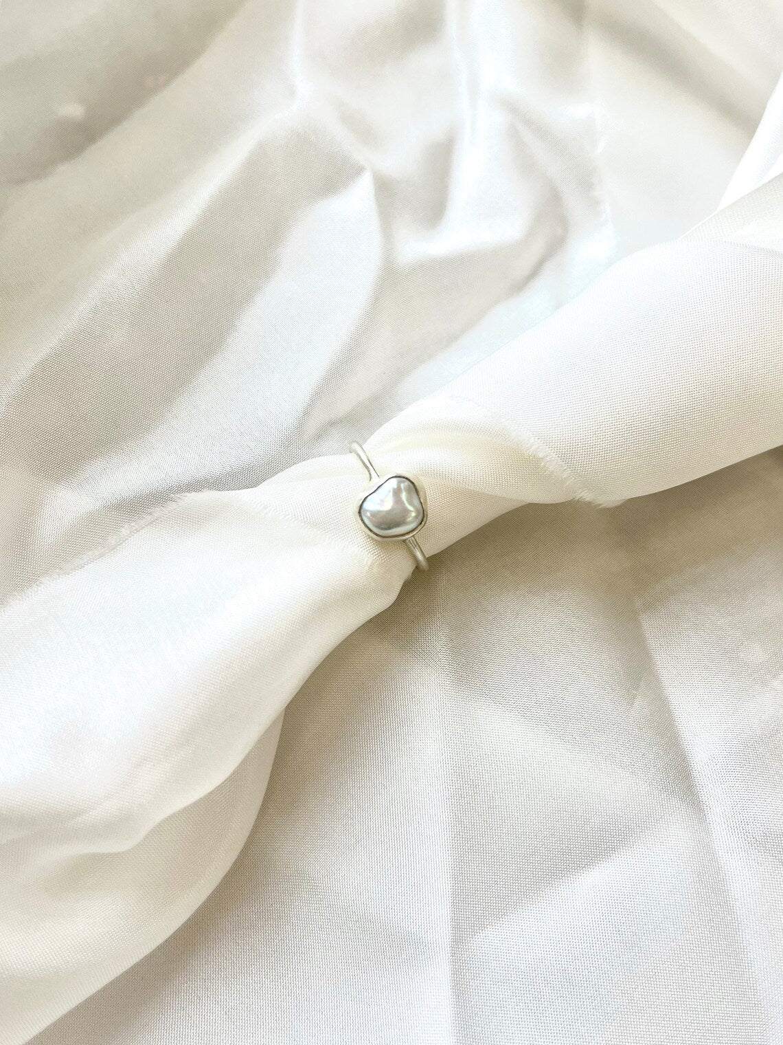 Keshi Pearl Ring image 5