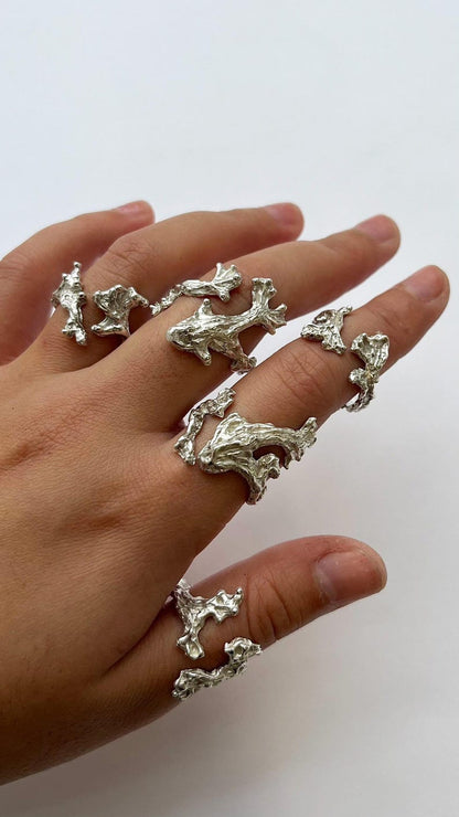 Adjustable Wave Molten Ring image 0