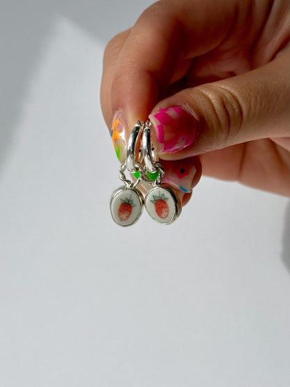 Wild Strawberry Hoops image 4