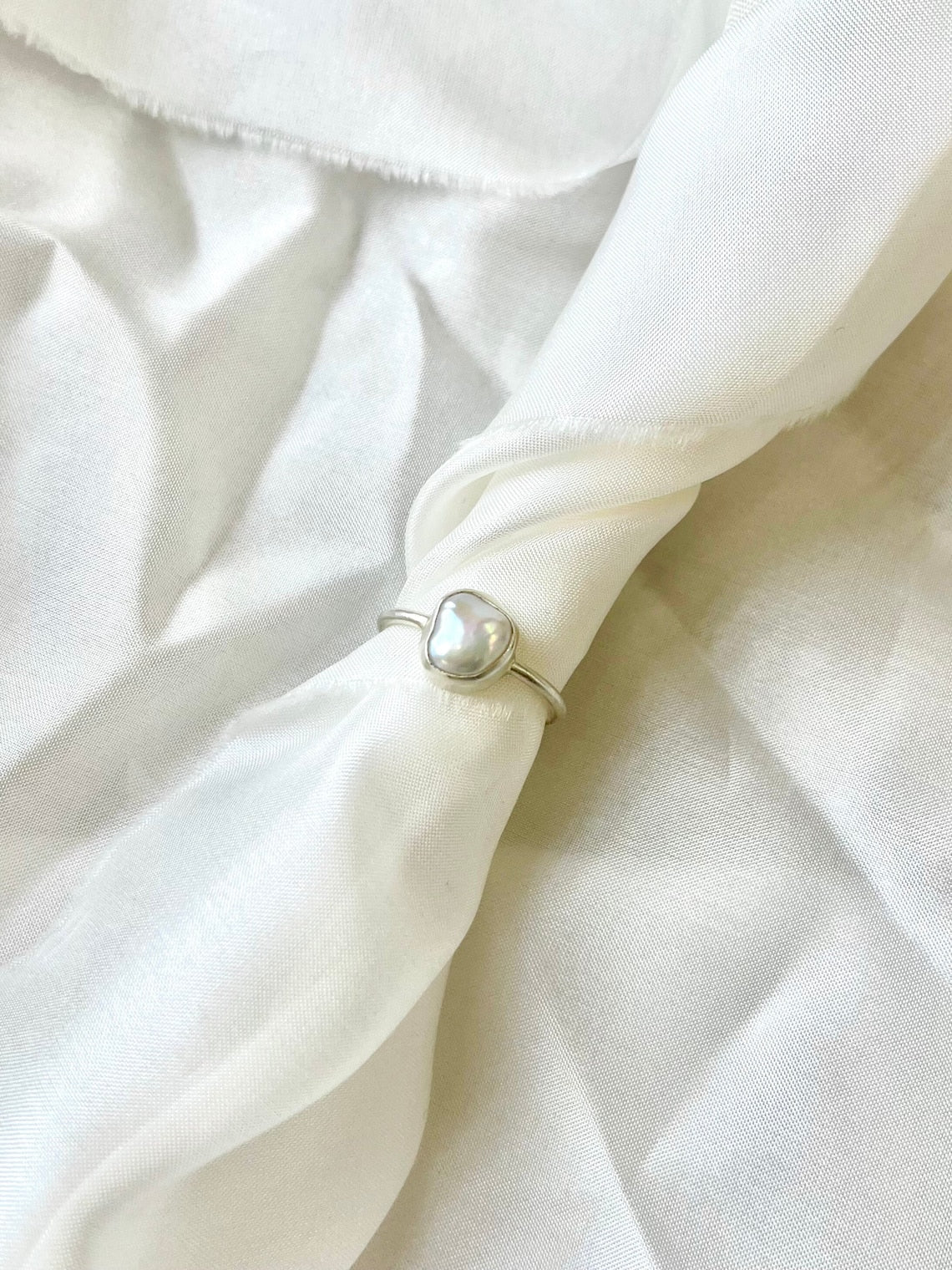 Keshi Pearl Ring image 1